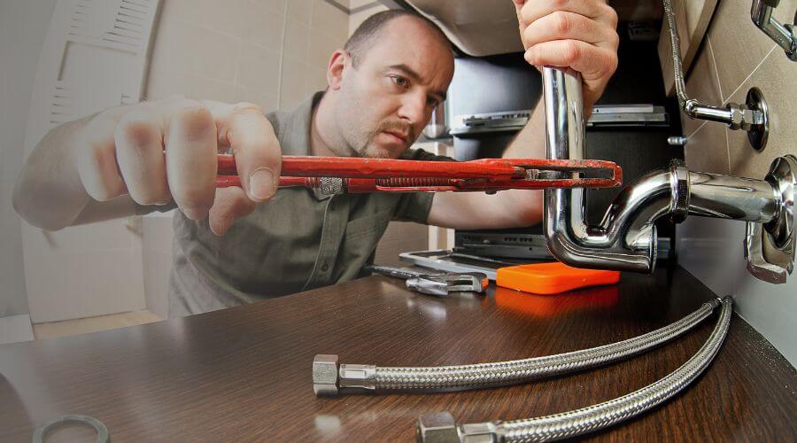 Expert burst pipe repair services in Redwood Valley, CA